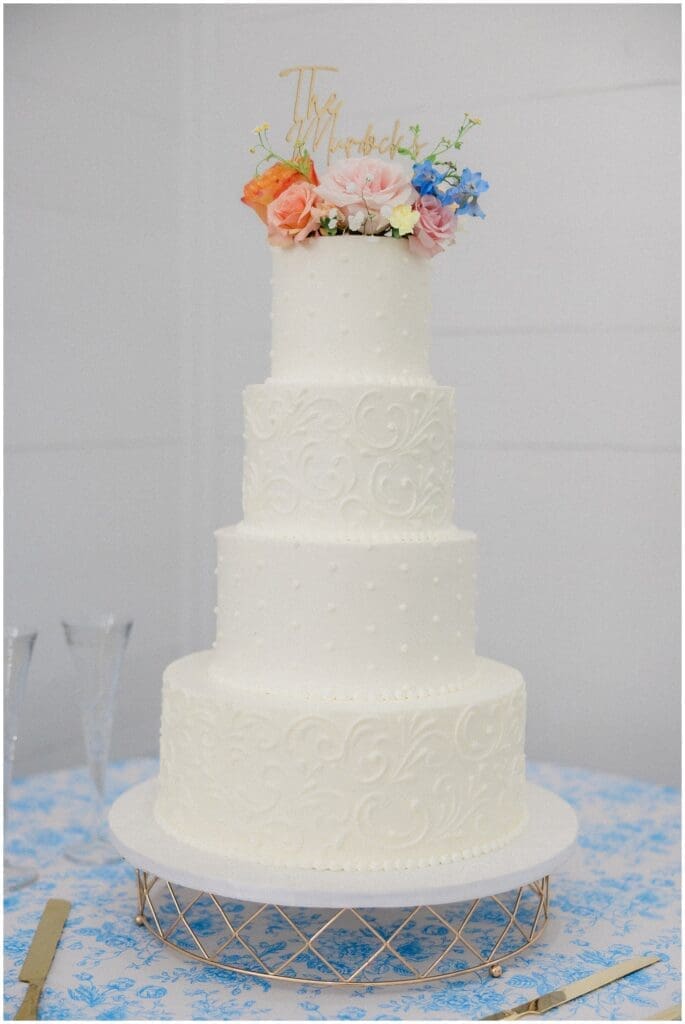4 tiered wedding cake at Addison Woods